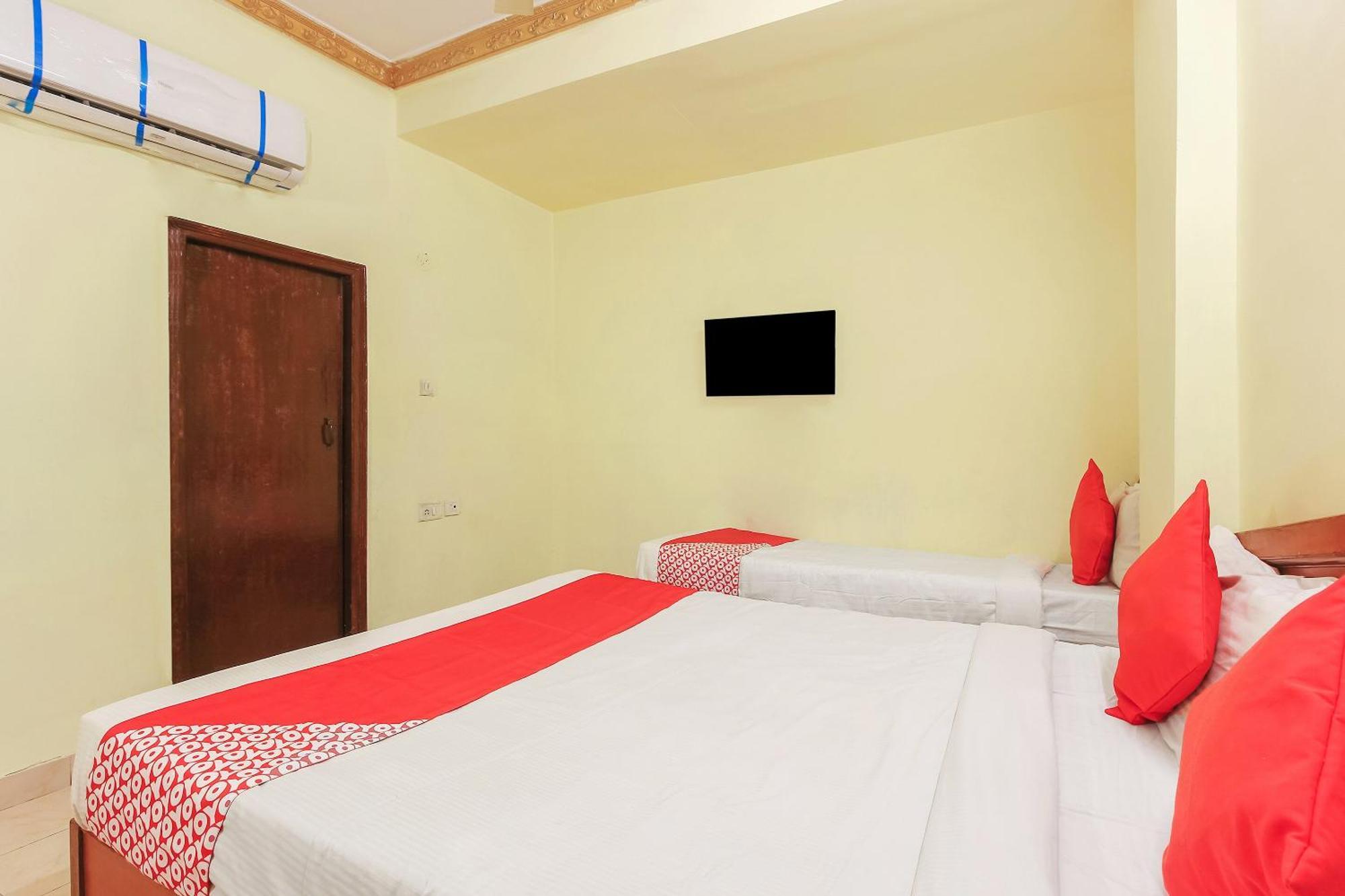 Hotel O Prince Residency Lālāguda Esterno foto